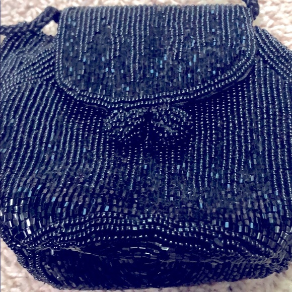 Beaded small purse - Picture 1 of 5